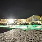 Relais Bella Rosina Pool & Ξενοδοχείο La Cassa