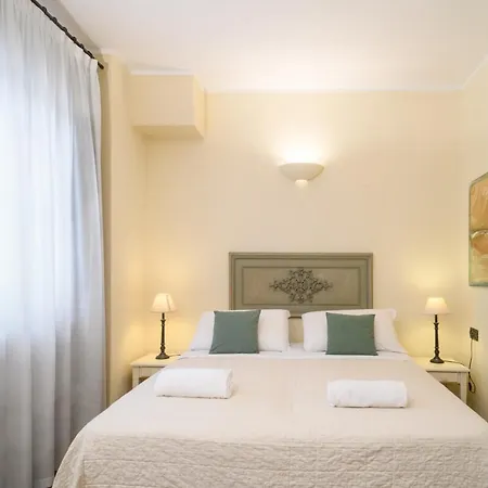 Relais Bella Rosina Pool & 4*