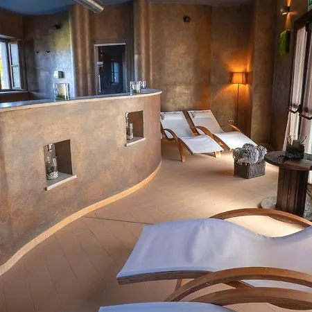 Relais Bella Rosina Pool & Отель La Cassa