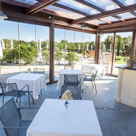Relais Bella Rosina Pool & 4*