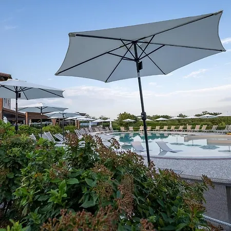 Relais Bella Rosina Pool & 4* La Cassa