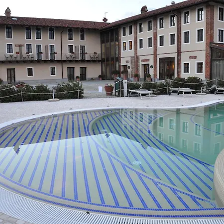 Отель Relais Bella Rosina Pool & 4*