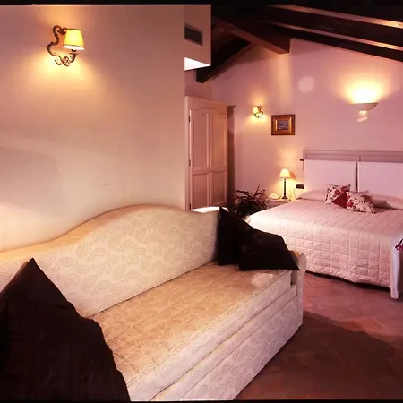 Hotel Relais Bella Rosina Pool &
