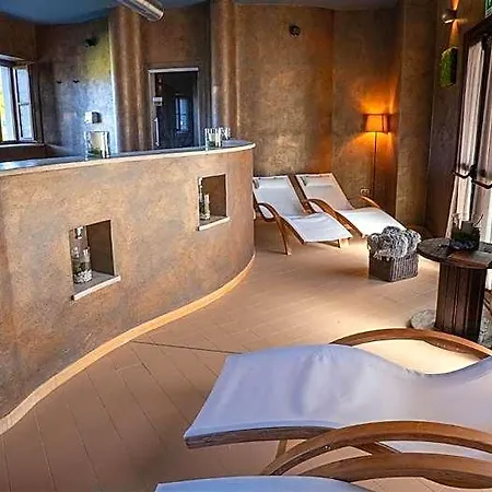 Relais Bella Rosina Pool & מלון 4*