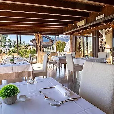 מלון Relais Bella Rosina Pool & La Cassa