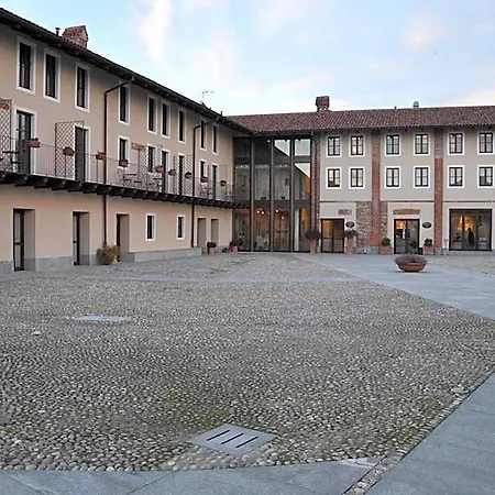 Relais Bella Rosina Pool & 4*