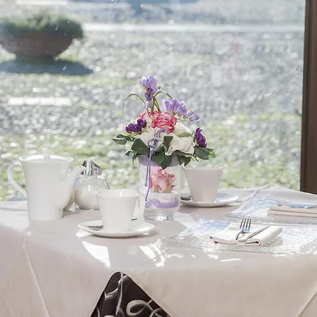 Hotel Relais Bella Rosina Pool & La Cassa