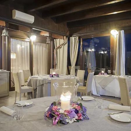 מלון Relais Bella Rosina Pool &