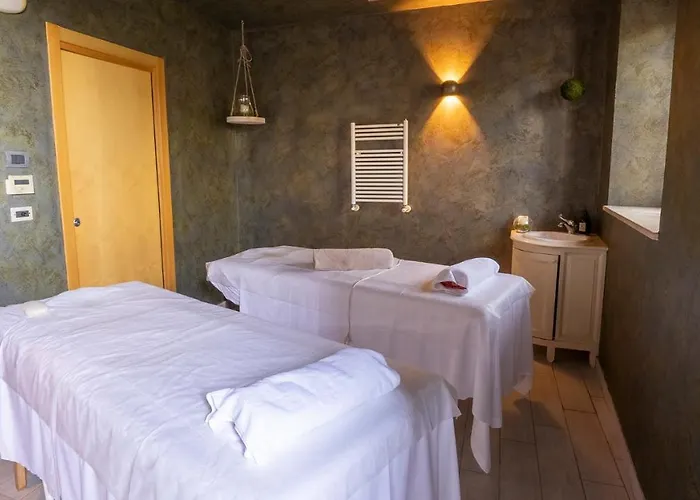 Relais Bella Rosina Pool&spa