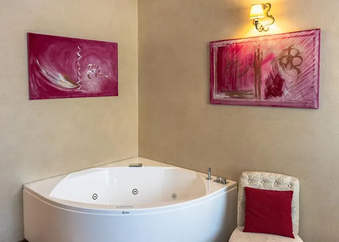 Relais Bella Rosina Pool&spa