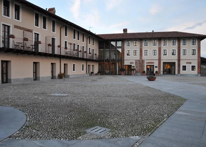 Relais Bella Rosina Pool & 4*