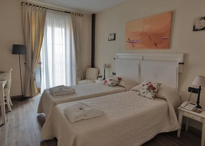 Relais Bella Rosina Pool & La Cassa