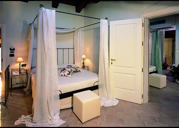 Relais Bella Rosina Pool&spa 4*