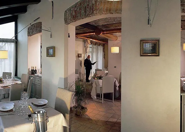 Relais Bella Rosina Pool & Hotel 4*